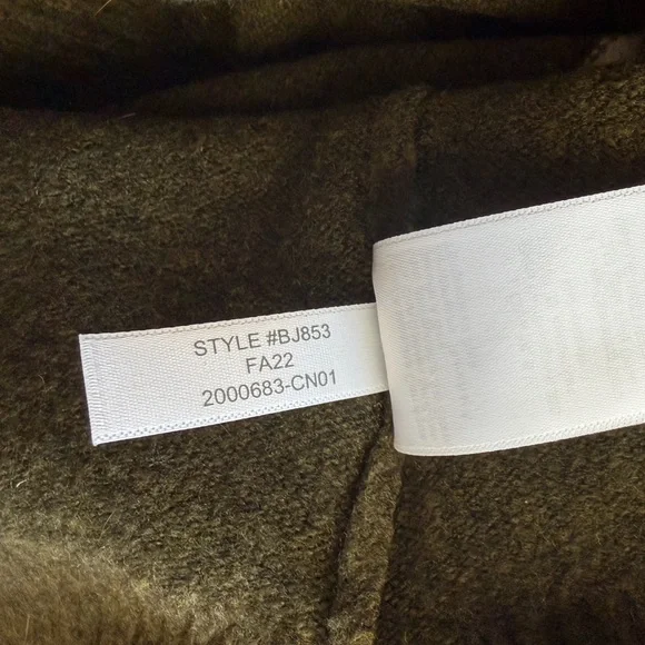 J. Crew Extra Soft Wool Blend Colorblock Crewneck Sweater Women’s Medium - Picture 9 of 9